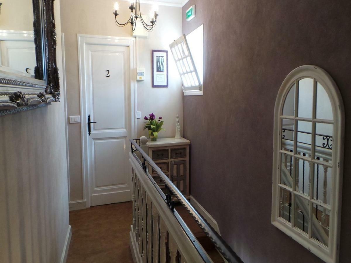 Bed and Breakfast Le Montaigne Saint-Alvere Екстер'єр фото