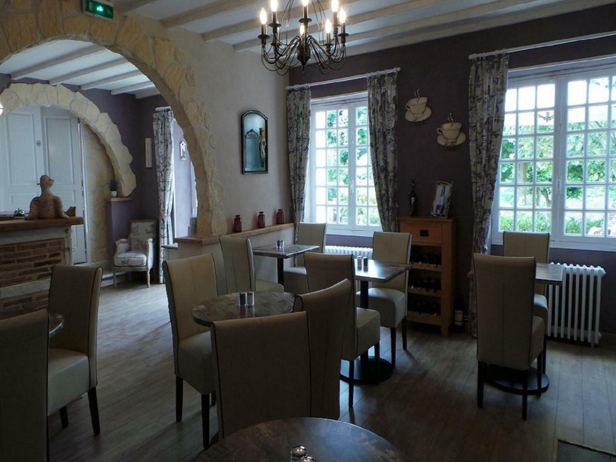 Bed and Breakfast Le Montaigne Saint-Alvere Екстер'єр фото