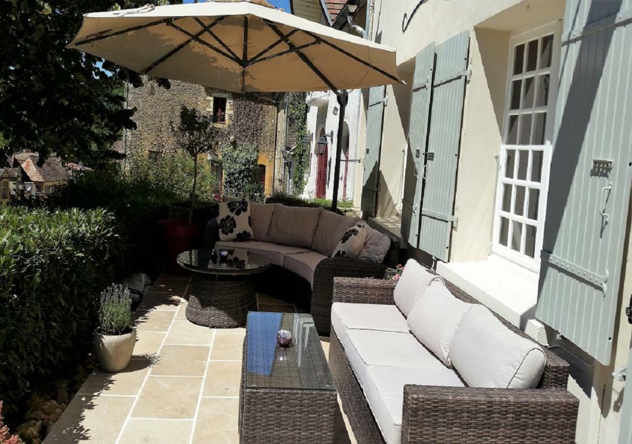 Bed and Breakfast Le Montaigne Saint-Alvere Екстер'єр фото
